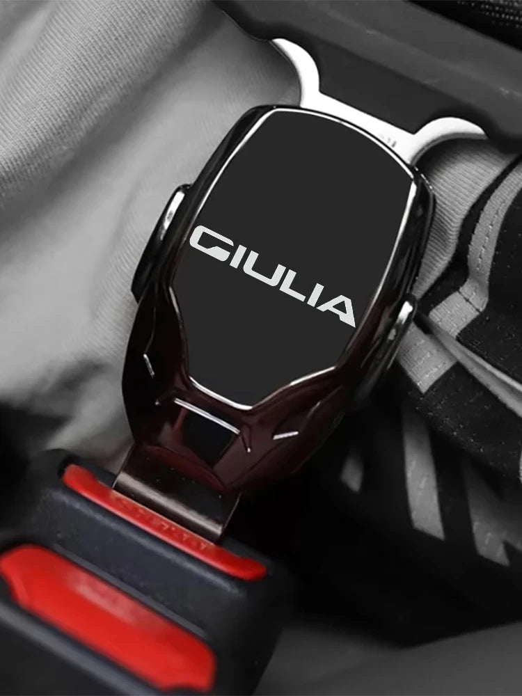 Extensor de Clip para cinturón de seguridad de coche, accesorios de emblema personalizados para alfa romeo Giulia