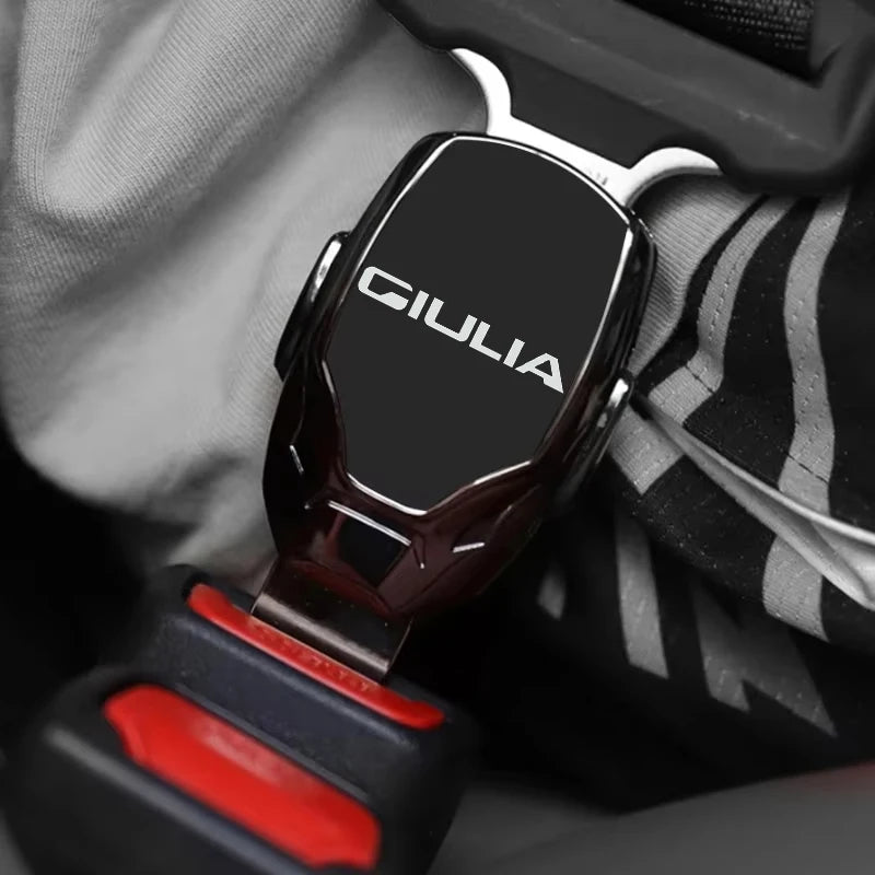 Extensor de Clip para cinturón de seguridad de coche, accesorios de emblema personalizados para alfa romeo Giulia