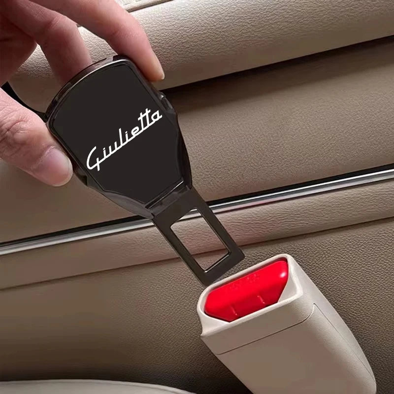 Extensor de Clip para cinturón de seguridad de coche, accesorios de emblema personalizados para  alfa romeo Giulietta