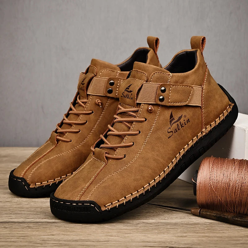 New 2024 Handmade Leather Casual Men Shoes Design Sneakers Man Breathable Leather Shoes Men Ankle Boots Outdoor